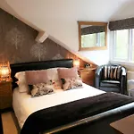 Glenville House - Adults Only - Incl Free Off-site Health Club With Swimming Pool, Hot Tub, Sauna & Steam بيت ضيافة باونيس أون وينديرمير