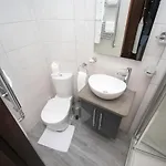 بيت ضيافة Glenville House - Adults Only - Incl Free Off-site Health Club With Swimming Pool, Hot Tub, Sauna & Steam باونيس أون وينديرمير