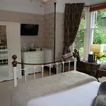 Glenville House - Adults Only - Incl Free Off-site Health Club With Swimming Pool, Hot Tub, Sauna & Steam