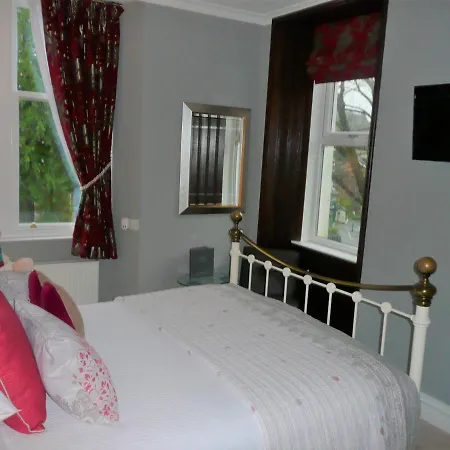 Glenville House - Adults Only - Incl Free Off-site Health Club With Swimming Pool, Hot Tub, Sauna & Steam Pensjonat Bowness-on-Windermere