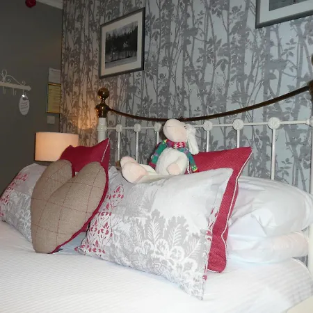 Pensionat Glenville House - Adults Only - Incl Free Off-site Health Club With Swimming Pool, Hot Tub, Sauna & Steam