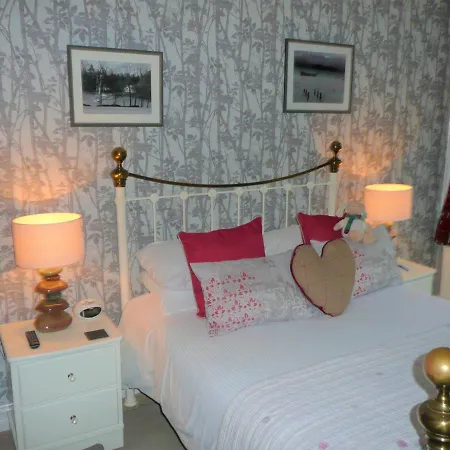 Glenville House - Adults Only - Incl Free Off-site Health Club With Swimming Pool, Hot Tub, Sauna & Steam Гостевой дом 4*