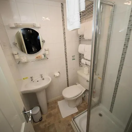 Glenville House - Adults Only - Incl Free Off-site Health Club With Swimming Pool, Hot Tub, Sauna & Steam Bowness-on-Windermere