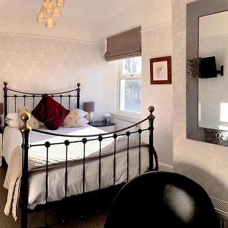 Glenville House - Adults Only - Incl Free Off-site Health Club With Swimming Pool, Hot Tub, Sauna & Steam Bowness-on-Windermere