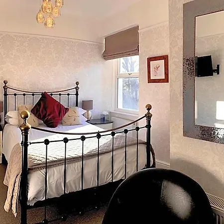 Glenville House - Adults Only - Incl Free Off-site Health Club With Swimming Pool, Hot Tub, Sauna & Steam Bowness-on-Windermere