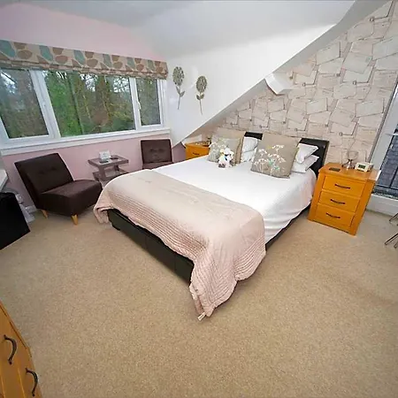 Pensjonat Glenville House - Adults Only - Incl Free Off-site Health Club With Swimming Pool, Hot Tub, Sauna & Steam Bowness-on-Windermere