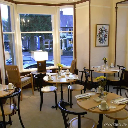 Glenville House - Adults Only - Incl Free Off-site Health Club With Swimming Pool, Hot Tub, Sauna & Steam Pensjonat 4*