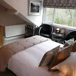 Penzion Glenville House - Adults Only - Incl Free Off-site Health Club With Swimming Pool, Hot Tub, Sauna & Steam 4*