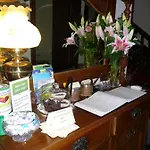 Glenville House - Adults Only - Incl Free Off-site Health Club With Swimming Pool, Hot Tub, Sauna & Steam Konukevi Bowness-on-Windermere