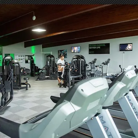 Glenville House: Adults-only Retreat With Health Club Access 4*