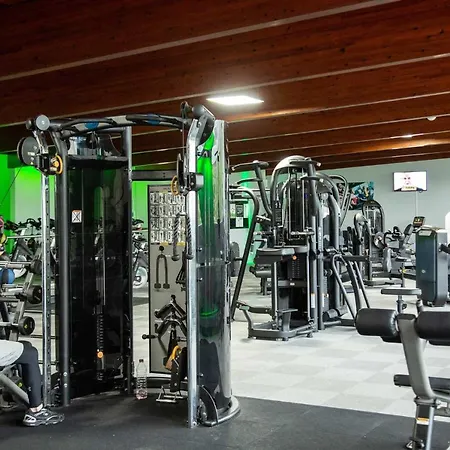Glenville House: Adults-only Retreat With Health Club Access Guest house