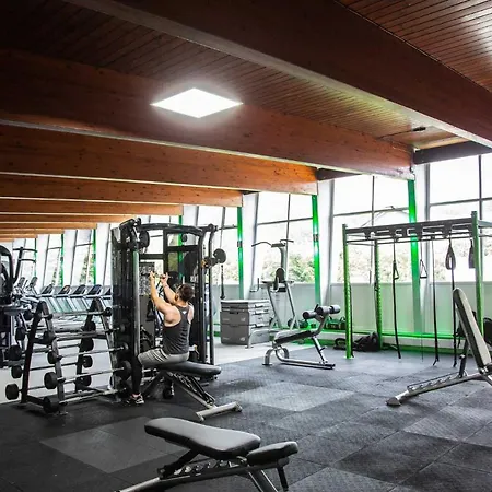 Glenville House: Adults-only Retreat With Health Club Access Guest house