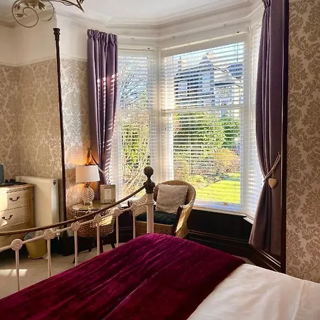 Glenville House: Adults-only Retreat With Health Club Access 4*