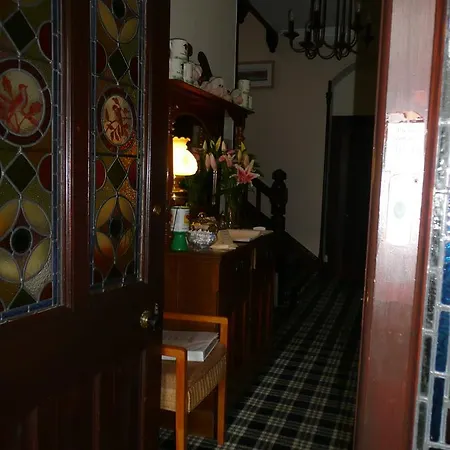Glenville House: Adults-only Retreat With Health Club Access Guest house 4*