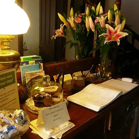 Guest house Glenville House: Adults-only Retreat With Health Club Access Bowness-on-Windermere