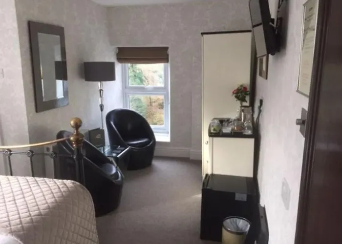 Glenville House - Adults Only - Incl Free Off-site Health Club With Swimming Pool, Hot Tub, Sauna & Steam