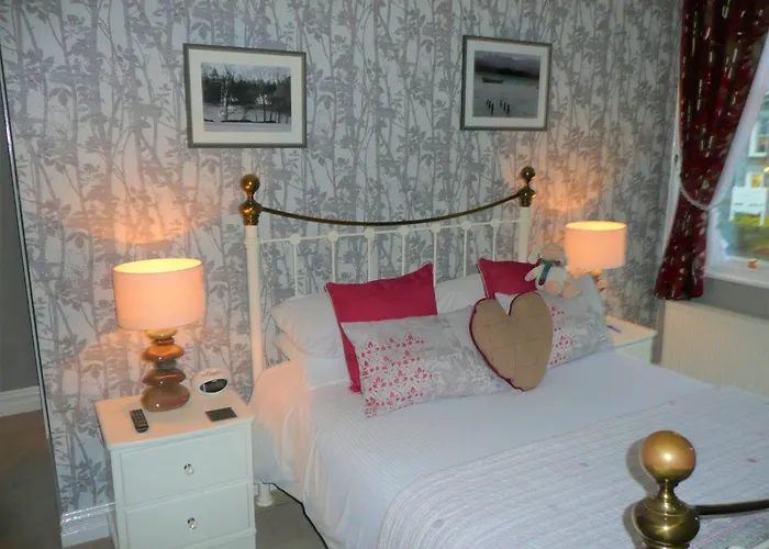 Glenville House - Adults Only - Incl Free Off-site Health Club With Swimming Pool, Hot Tub, Sauna & Steam بيت ضيافة 4*