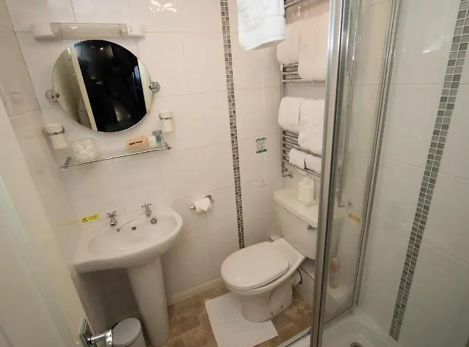 Glenville House - Adults Only - Incl Free Off-site Health Club With Swimming Pool, Hot Tub, Sauna & Steam باونيس أون وينديرمير