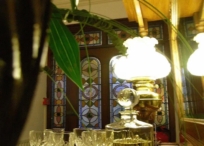 بيت ضيافة Glenville House - Adults Only - Incl Free Off-site Health Club With Swimming Pool, Hot Tub, Sauna & Steam 4*