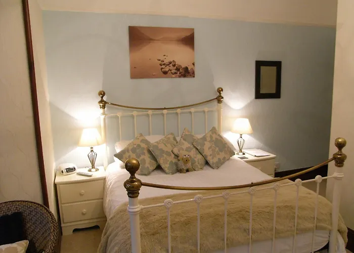 Glenville House - Adults Only - Incl Free Off-site Health Club With Swimming Pool, Hot Tub, Sauna & Steam بيت ضيافة 4*