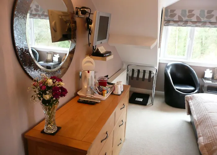 Glenville House - Adults Only - Incl Free Off-site Health Club With Swimming Pool, Hot Tub, Sauna & Steam بيت ضيافة 4*